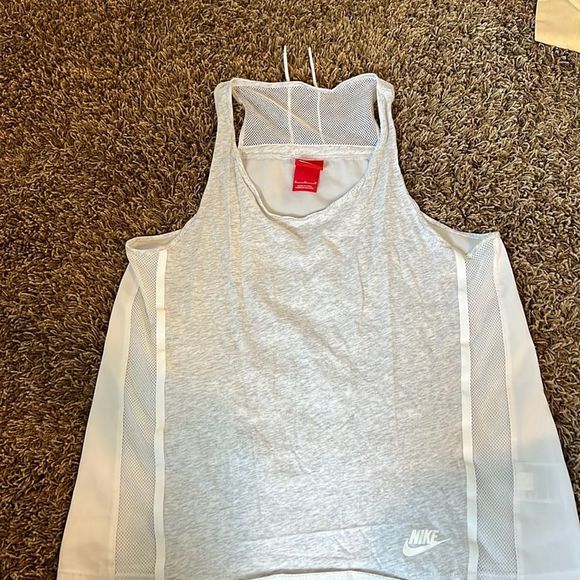 Nike Tops - Nike workout tank